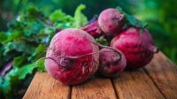 4 Keuntungan Makan Buah Bit untuk Penderita Diabetes,Begini Cara Aman untuk Mengonsumsinya