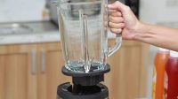 Cara Membersihkan Gelas Blender yang Beraroma Tak Sedap, Gunakan Bahan Dapur Ini