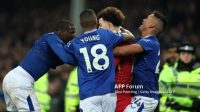 Liga Inggris – Dua Legenda Kecam Insiden Kericuhan Usai Laga Everton Vs Liverpool
