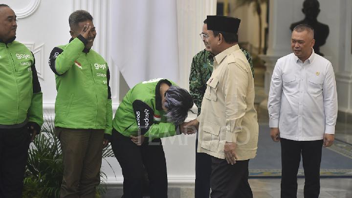 Cerita Driver Ojol: Dapat Bonus Lebaran Hanya Rp 50 Ribu, Tapi Ini Yang Ia Temui Prabowo dan Menerima Bonus hingga Rp 900 Ribu
