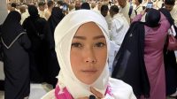 Inul Daratista Merasakan Kebahagiaan Cium Ka’bah Selama Umrah
