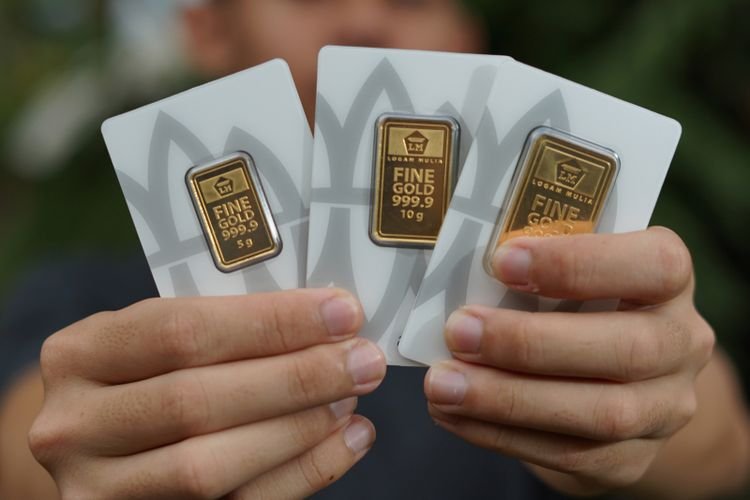 Antam Gold Hits All-Time High: Waktunya Jual atau Beli?