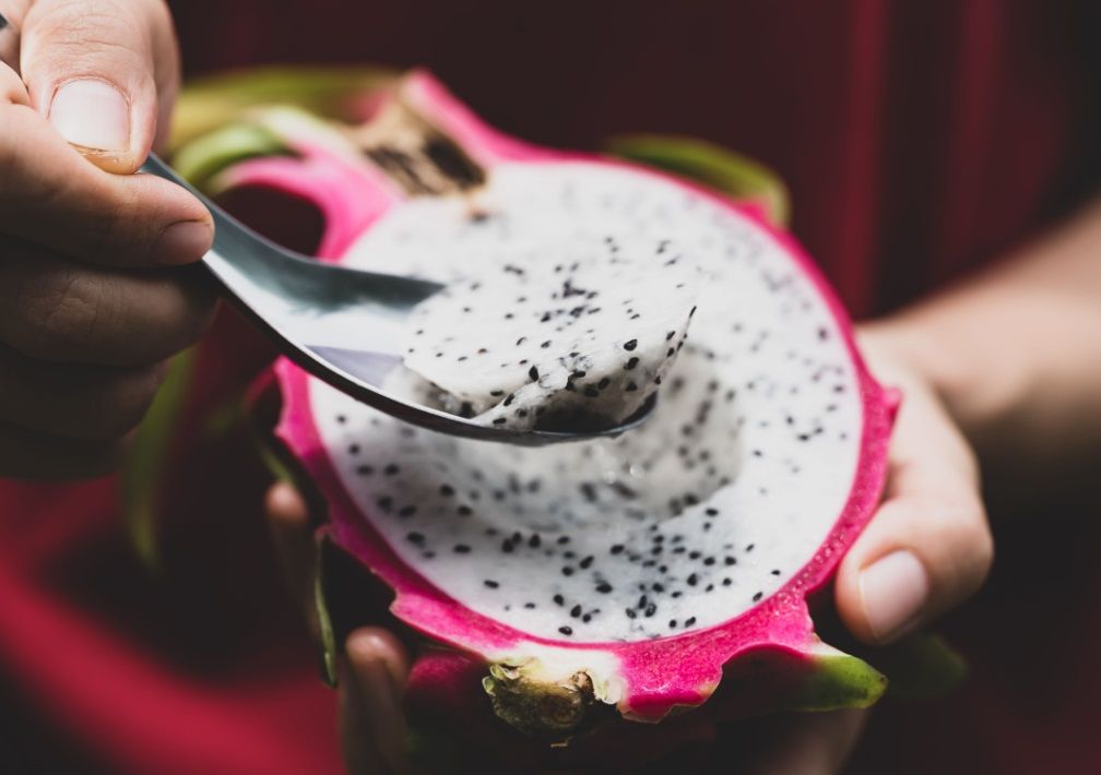 4 Efek Samping Terlalu Sering Makan Buah Naga, Ini Dampaknya