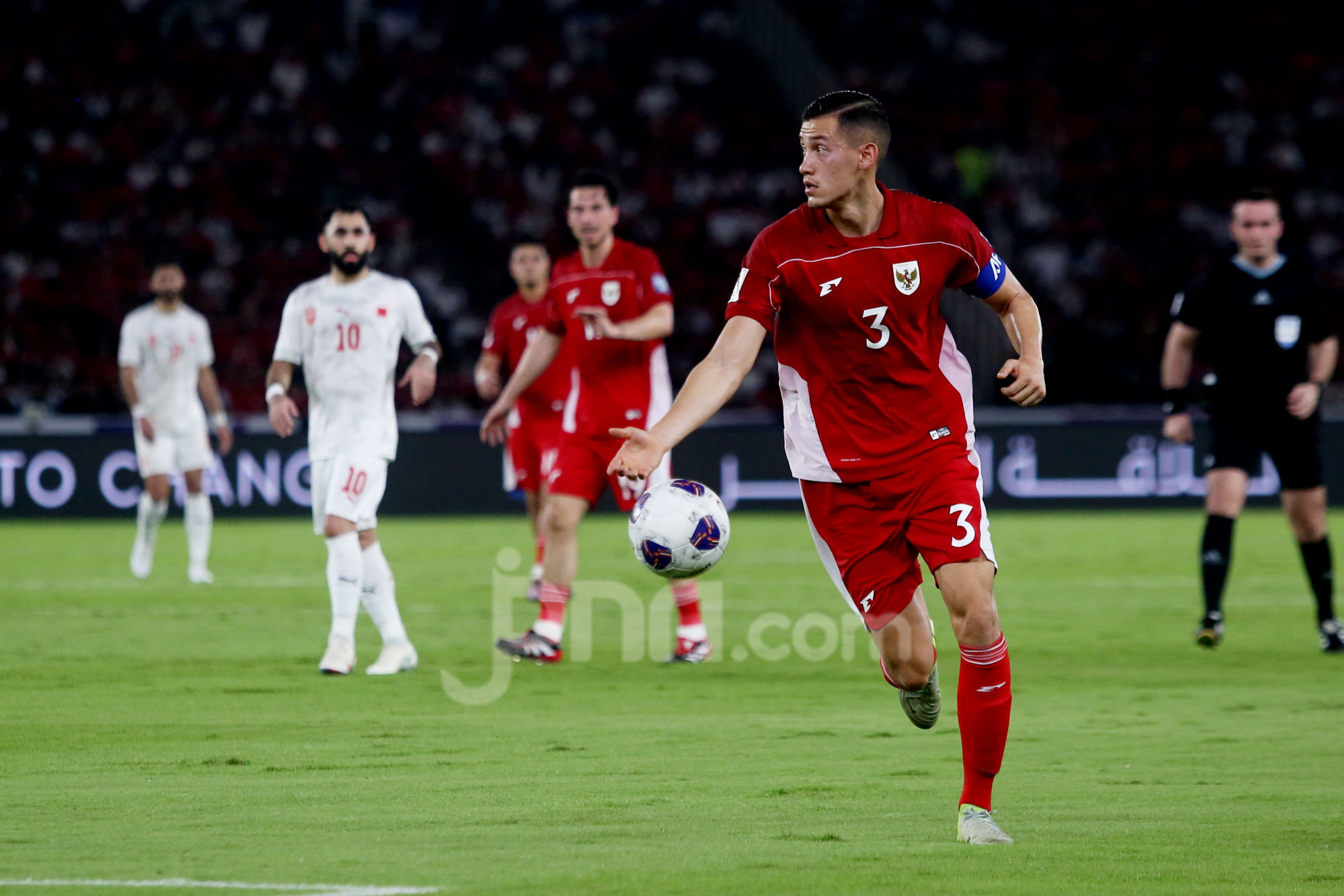 Bang Jay Bandingkan Rizky Ridho vs Mees Hilgers: Kisah Bahasa