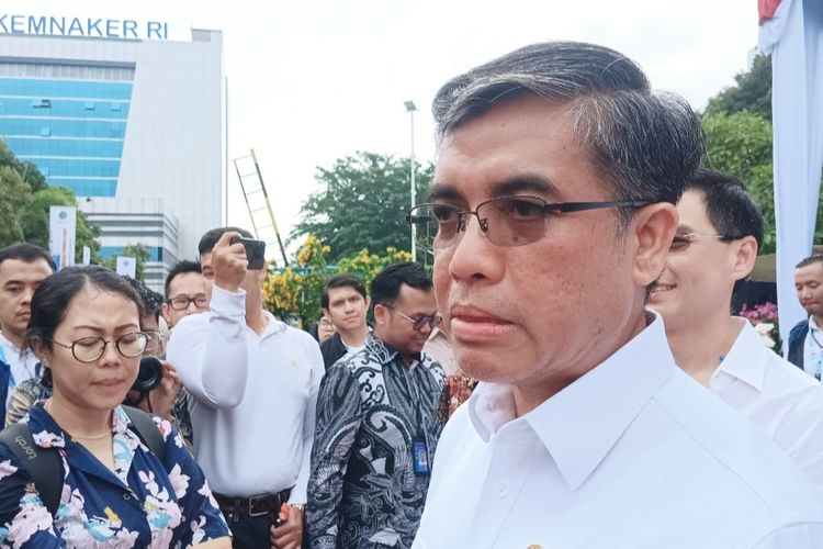 Menaker Warns Companies: Thousands of Complaints About THR