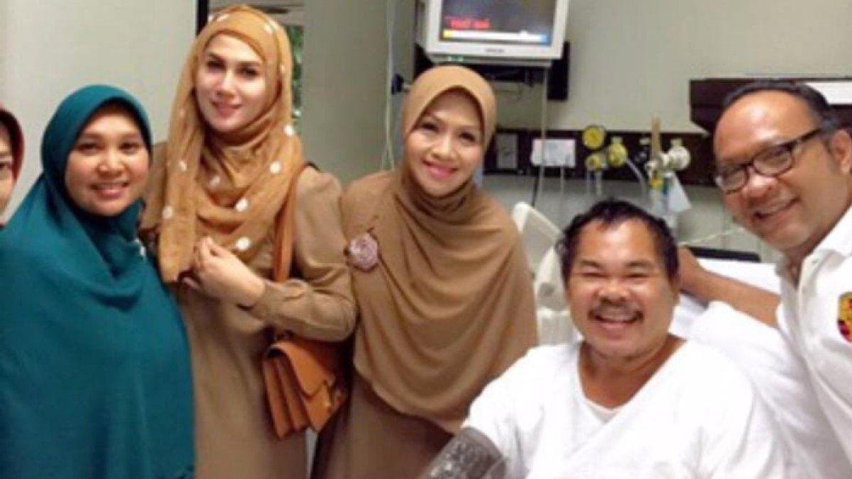 Gambar Hangat Bajuj Bajuri: Setia Menemani Suami Lewat Momen Sulit Berkat Dukungan Istri Tercintanya