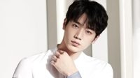 5 Fakta Menarik tentang Keluarga Seo Kang Joon: Kemiripan Wajah dengan Ayahnya yang Mengejutkan 5 Fakta Menarik tentang Keluarga Seo Kang Joon: Kemiripan Wajah dengan Ayahnya yang Mengejutkan