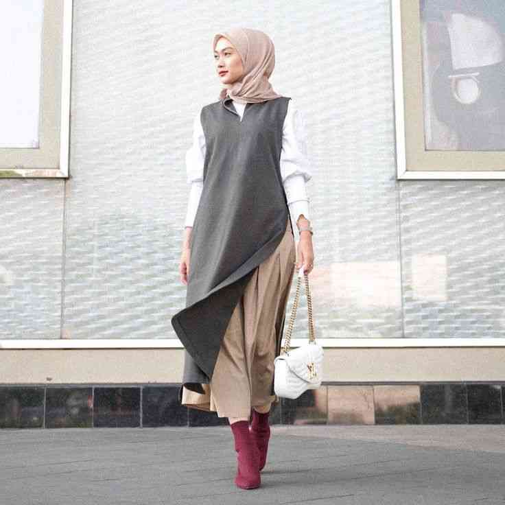 Gamis Lama, Tampil Beda dengan Outer Earth Tone Untuk Lebaran