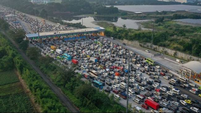 Jadwal Sibuknya Arus Mudik Lebaran 2025: Hindari Waktu-Waktu Rawan Kemacetan