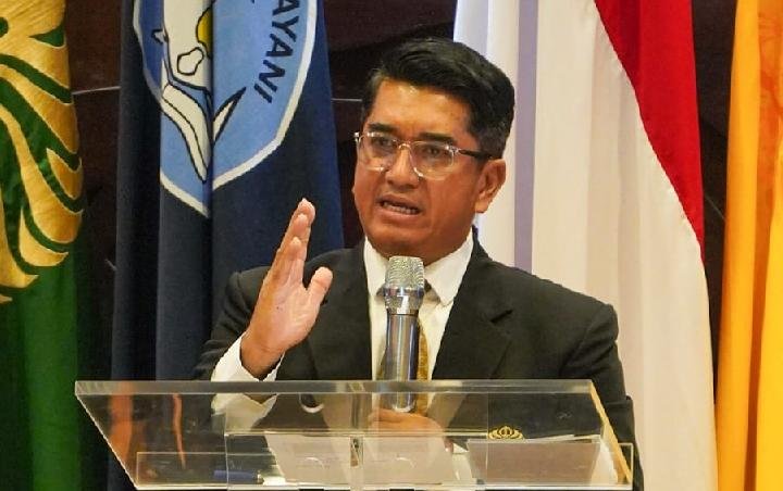 Rektor UI Bantah Bahlil Lahadalia Sudah Lulus