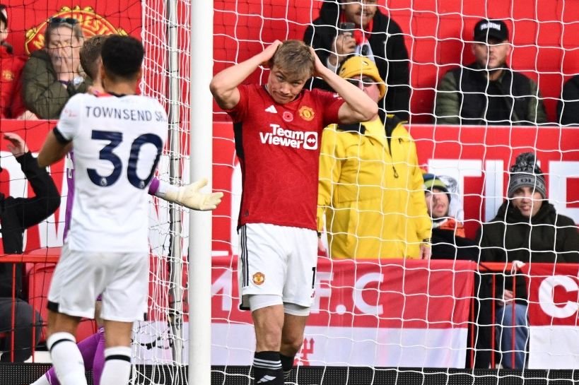 Man United Tidak Lagi Membutuhkan Rasmus Hojlund, 4 Penyerang Berbahaya Siap Diincar Ruben Amorim