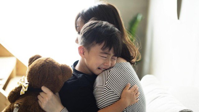 Hindari Ungkapan “Jelaskan Pakai Kata-Kata” pada Anak Anda, Coba Alternatif ini Menurut Ahli