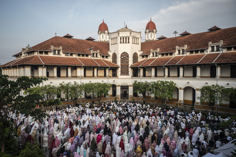 Pertama di Dunia, Jemaah Salat Id di Lawang Sewu Semarang Sejarah Terulang
