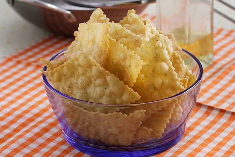 Resep Keripik Bawang Crispy, Camilan Asin yang Membuat Ketagihan
