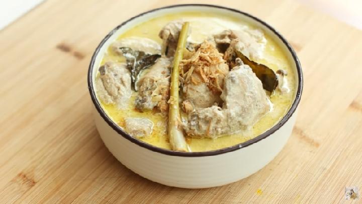 8 Efek Kesehatan dari Mengonsumsi Santan Terlalu Banyak