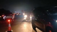 Contraflow Dijalankan di Tol Japek Menuju Jakarta TONIGHT