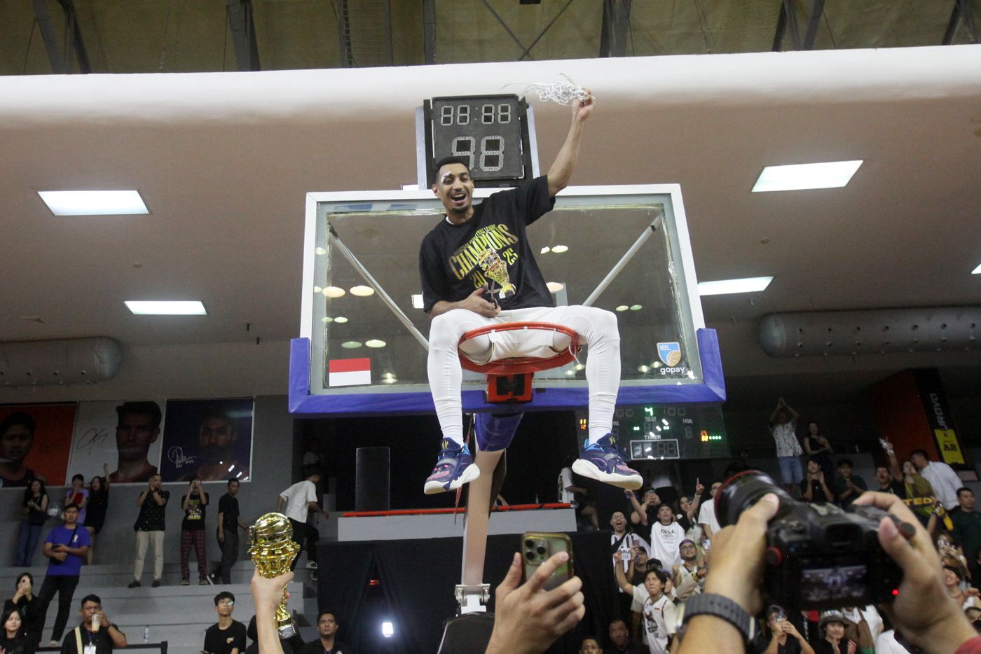 Juara IBL 2025, Dewa United Banten Siap Juarai Lagi Musim Depan!