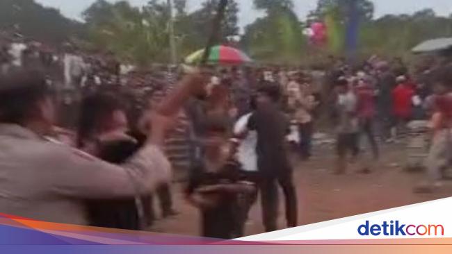 Viral Acungkan Golok ke Warga, Petugas Keamanan PT Cibiuk Siap Diperiksa Polisi