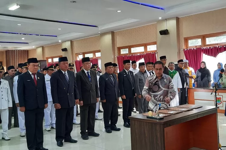 Tiga Camat Pandeglang Dilantik Jadi Kepala Dinas
