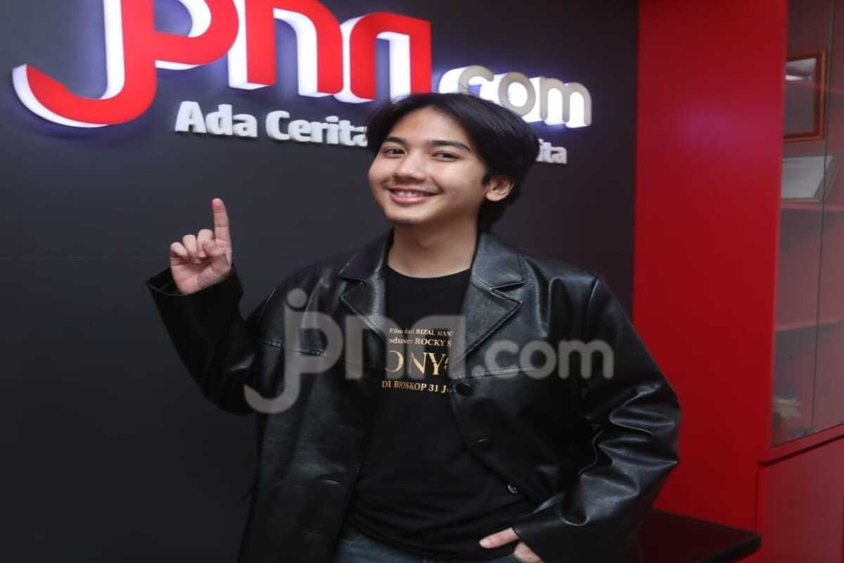 Cerita Ari Irham dan Pocong di Tol Serpong