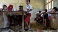 Sekolah Dasar Negeri 1 Curug Pandeglang Masih Berbasis Tanah, Proyek Mangkrak Sejak 2017