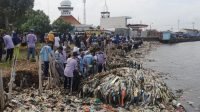 Bupati Dewi Tidak Peduli Protes Warga, Pandeglang Jadi Tempat Sampah Tangsel dan Serang