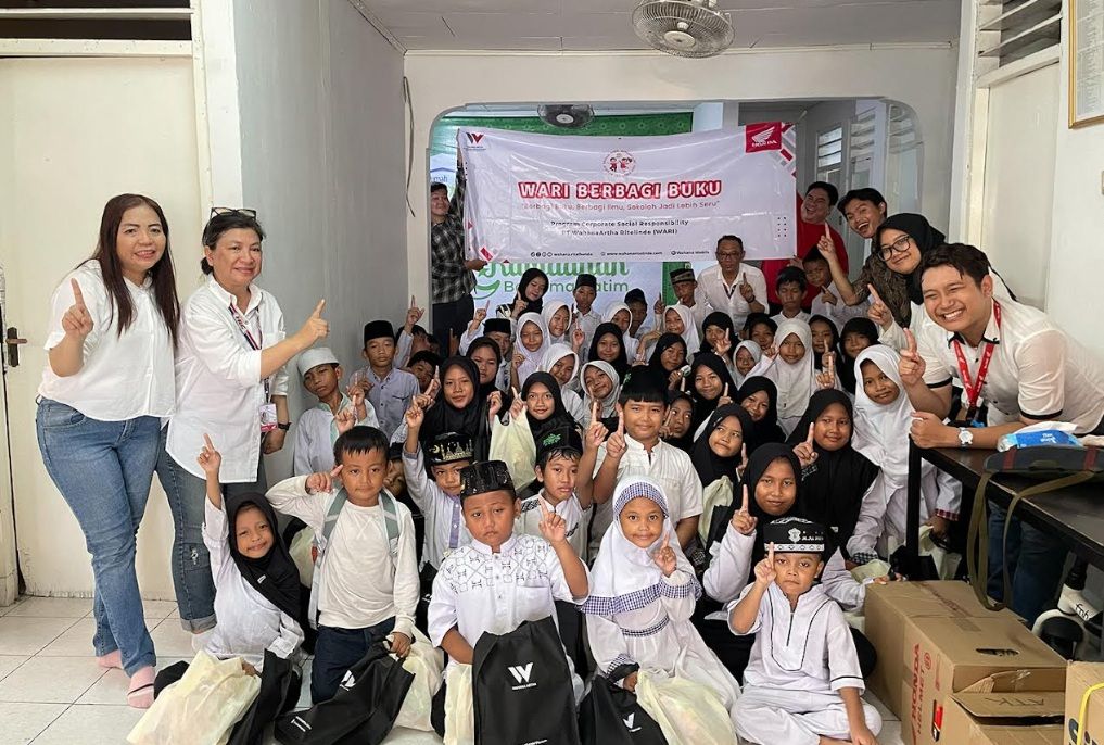 WARI Bantu 2.000 Lebih Perlengkapan Sekolah untuk Rumah Yatim Tangerang