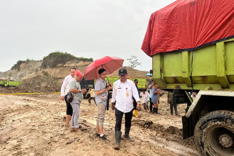 Wagub Banten Tutup Tambang Ilegal di Dekat Tol Rangkasbitung: Kami Kira Legal