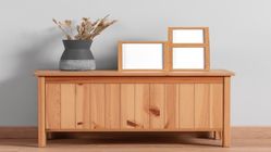 5 Lemari Hias Ruang Tamu Minimalis yang Menarik