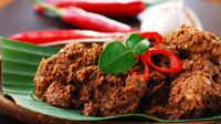 Rendang: Simfoni Rasa Dari Ranah Minang Yang Mendunia Rendang: Simfoni Rasa Dari Ranah Minang Yang Mendunia