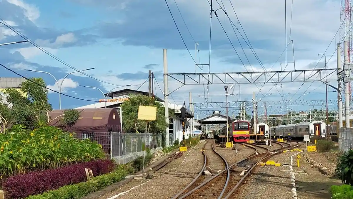 Kereta Api Rangkasbitung-Pandeglang Siap Beroperasi 2029