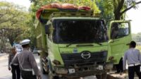 Kapolresta Tangerang Pantau Truk Tanah, Cegah Pelanggaran Jam Operasional