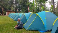 Camping lengkap di Bukit Sinyonya Pandeglang, ideal untuk keluarga