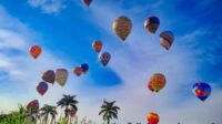 Ribuan Warga Padati Mal Ciputra Saat Festival Balon Udara Wonosobo Hiasi Langit Tangerang