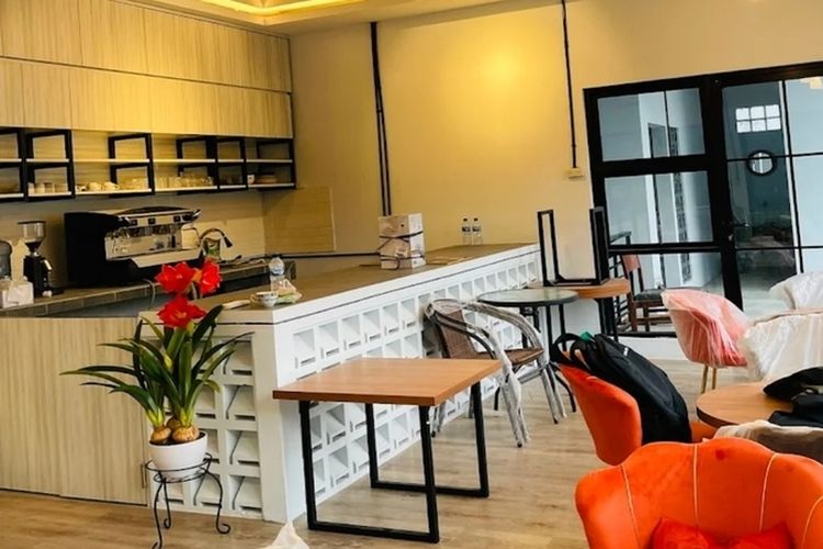 10 kafe dekat Stasiun Tanah Tinggi, cocok untuk nongkrong dan kerja santai