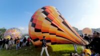 Pengunjung Terpukau Saksikan Festival Balon Udara Wonosobo di Mal Ciputra Tangerang