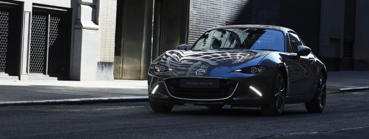 Mazda MX-5 RF, Roadster Modern dengan Nuansa Mewah dan Teknologi Canggih