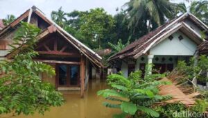 40 Rumah di Katumbiri Pandeglang Terendam Banjir, 3 Lainnya Roboh