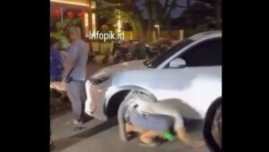 Siapa Salah? Geely EX5 Alami Patah Roda Depan di PIK