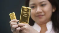 Harga emas hari ini, Antam turun, 1 gram dijual Rp2.807.000