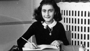 5 Fakta Menggugah Hati Anne Frank, Penulis Harian Terkenal