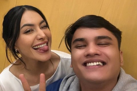 Setelah Bertemu, Denada Ajak Ressa Rossano Tinggal Bersama dan Dukung Karier