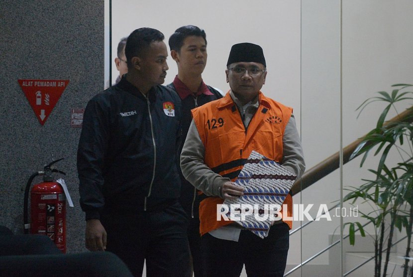 Mantan Penyidik KPK Curiga Langkah Izinkan Yaqut Jadi Tahanan Rumah