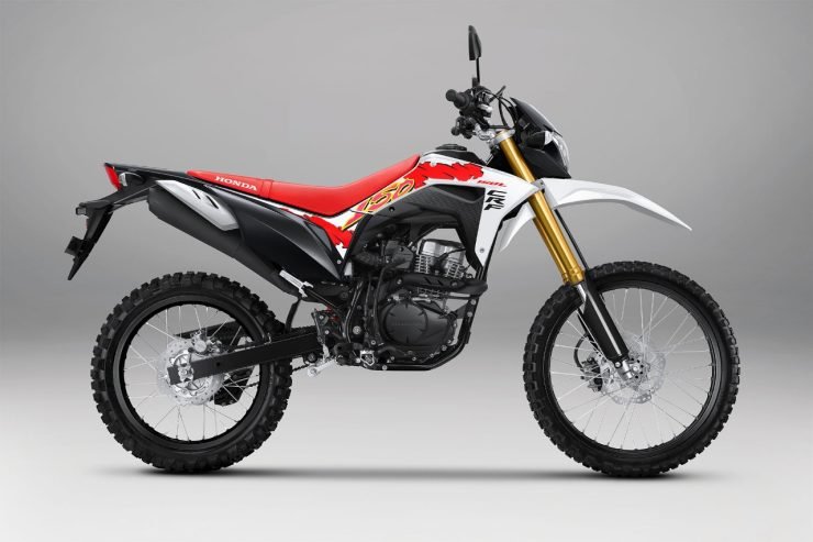 Honda CRF 150L 2026 Tampil Gaya, Siap Lawan Aspal dan Off-Road