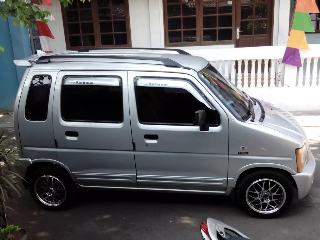 Harga Suzuki Karimun Bekas 2026 Terjangkau, Mobil Kotak Ini Punya Rahasia Awet!