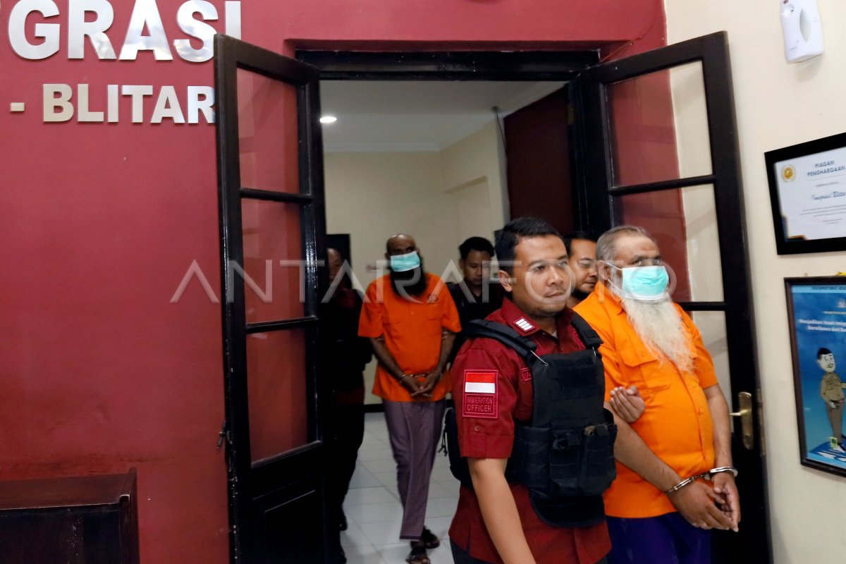 Penipuan donasi Rp100 ribu di Stasiun Tugu, 5 orang ditangkap